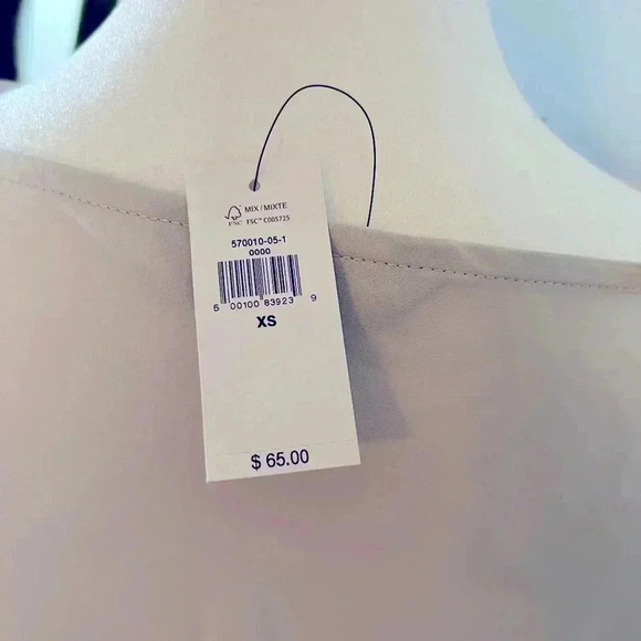 NWT Banana Republic Silver Sleeveless Blouse - Picture 4 of 6